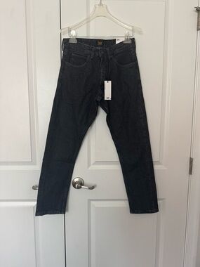 Lee women’s Slim Straight Black Jeans size 26
